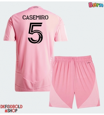 Inter Miami Casemiro #5 Hjemmebanesæt Børn 2026-27 Kort ærmer (+ korte bukser)